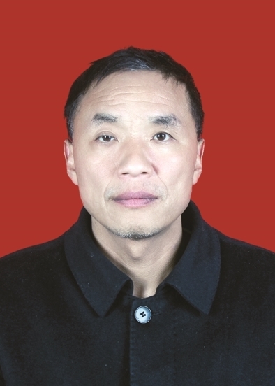 丁成闖.jpg
