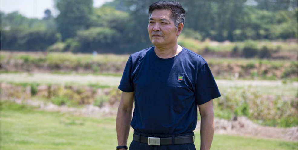 李治順：棄商返鄉(xiāng)20年，把貧困村變成桃花源